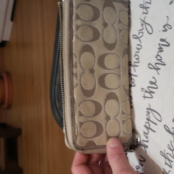 Coach Wallet - Picture 3 of 4